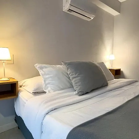Romeo Apt, P/ 4 Personas, En El Centro De Salta
